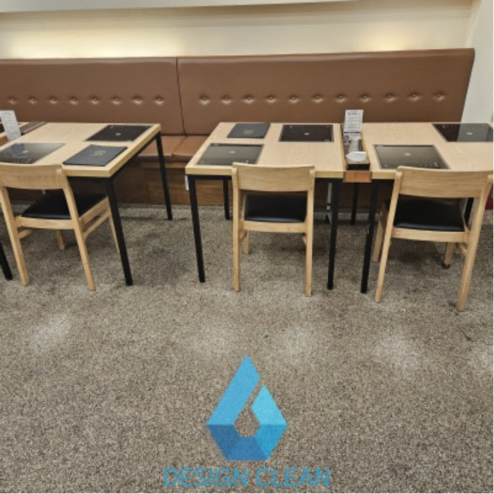 서울 강남 콩자갈 바닥 작업 준비 - 디자인클린 상업시설 청소